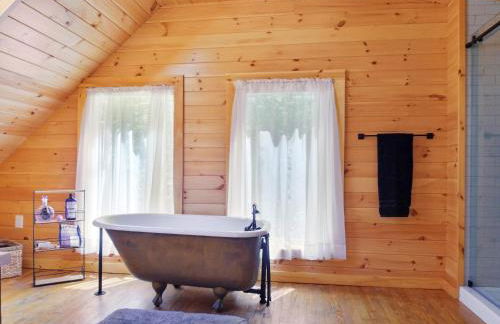 Perfect Maine Getaway in a Newly Renovated Cabin! - Foto 59