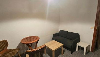 Zentralgelegene Wohnung im EG - Foto 4