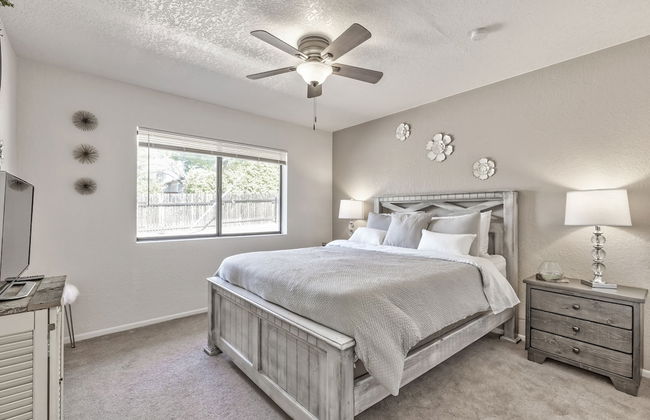 Luxurious Home with Red Rock Views - Foto 2