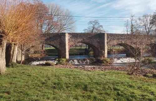 Spacious and sunny accommodation with Underfloor heating throughout - Photo 13