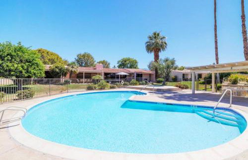 Cali Desert Life - Pool, Golf Cart, Tennis, Bikes - Foto 38