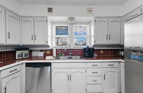 Diamond Waters near DFW & Stadium , Private Pool - Foto 38