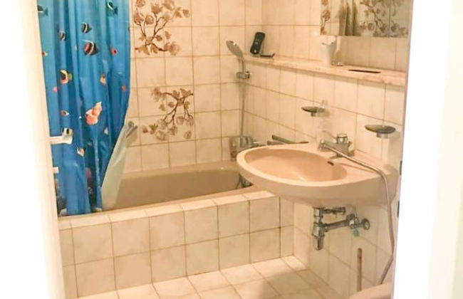 Lovely House - Double Bed, Parking - Foto 4