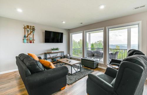 Nolin Lake Home with Decks and Fire Pit in Clarkson! - Foto 3