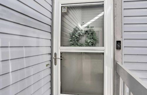 Quaint Couples Escape Pool, Near Lake Erie! - Foto 18