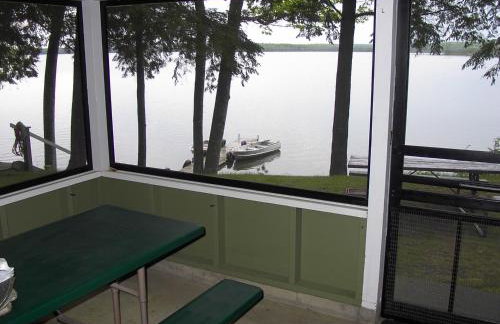 Lakefront! Twin Birch Resort - The Green Laker - Foto 19