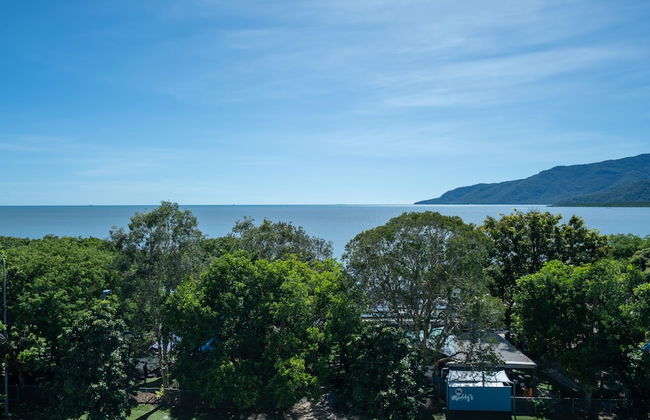 Waters Edge Apartment - Photo 69