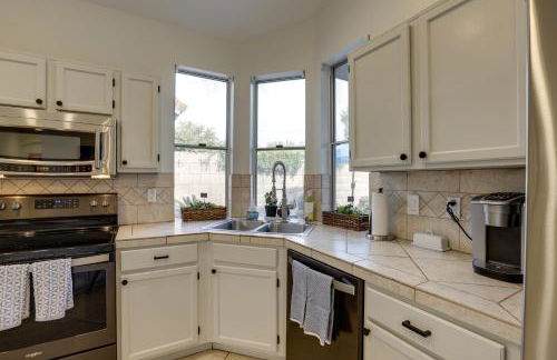 Upscale Golfers Oasis with Pool and Spa in Cave Creek - Photo 14