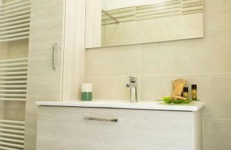 Marali Lake Apartments di ENRICA BIANCHERA - Foto 9