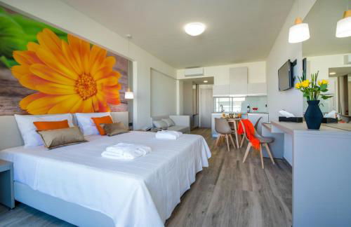 Incognito Creta Luxury Suites and More - Photo 20