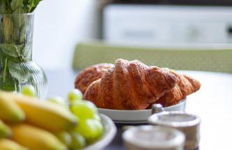 Arte Stays - 3-Bedroom Bright House London, Haggerston, Garden, Parking, 8 min walk to Haggerston Station, weekly or monthly stays, serviced accommodation - 7 guests - Foto 14