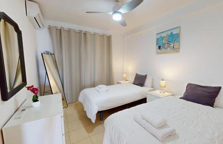 Rey de España Don Miguel, Fuengirola - Foto 10