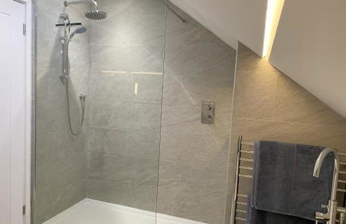 Luxury retreat with hot tub & wood burner - Mylor - Foto 53