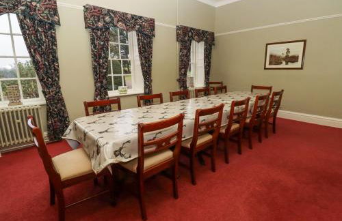 Cheviot Manor - Photo 12