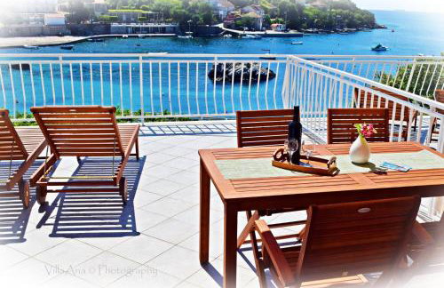 Villa Ana Apartments - Photo 70