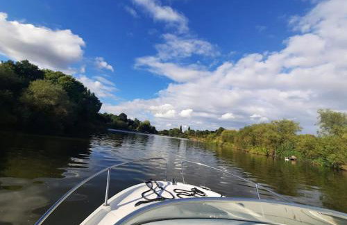 Riverside Lodge, with Hot tub on The River Severn - Photo 13
