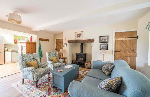 Bodior Garden Cottage Bach - Photo 5