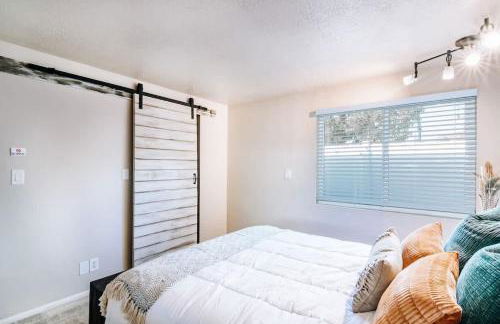 Unique DT UofU 2Bd and1Ba Duplex King Full Home - Foto 6