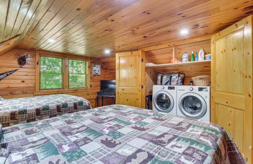 Woodsy Beaver Cove Cabin with Deck and Fire Pit! - Foto 19