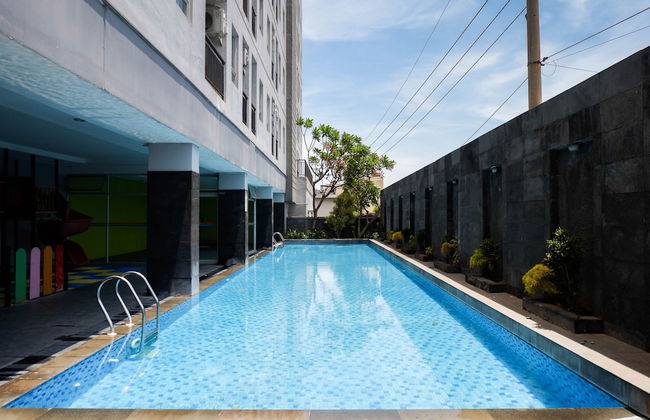 Homey And Tidy 2Br At Puri Mas Apartment - Foto 17