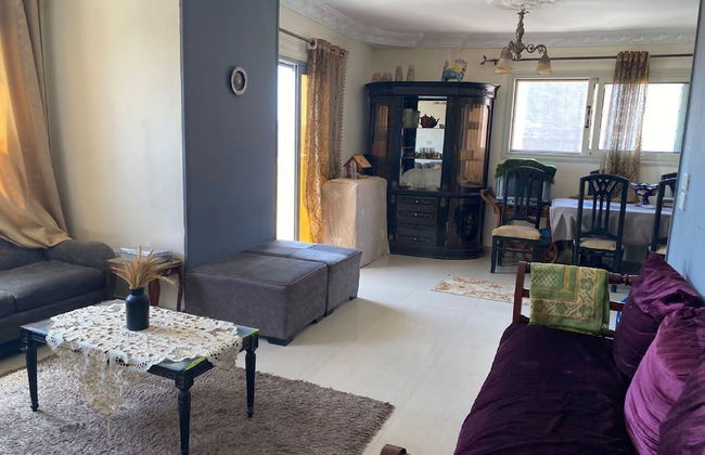 Females Only Host Is Woman Citycenter Near All - Foto 11