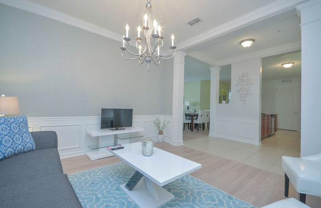 Beautiful LAKEVIEW Deluxe Condo Near Theme Parks - Foto 27