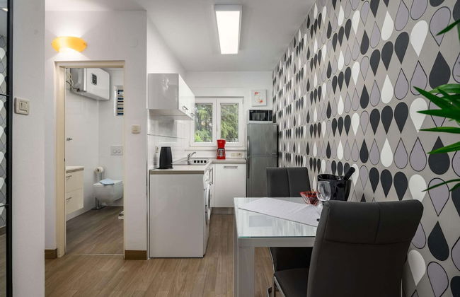 Apartment in Porec Near Sand Beach - Foto 8