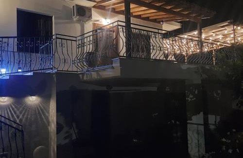 Ella's Sea View Villa - Photo 2