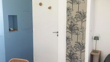 Studio avec terrasse proche de la mer - Foto 4, wardrobe