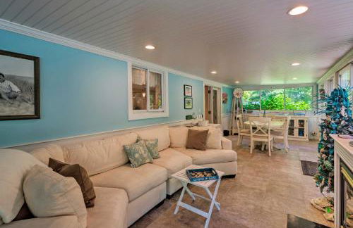 Cape Cod Area Home with Fire Pit Less Than 4 Mi to Beach! - Foto 16