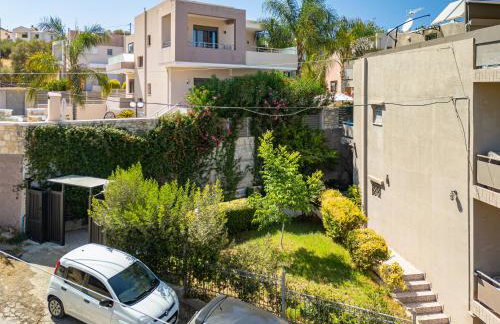 Blissful Residence with Pool by 8essentially - Foto 47