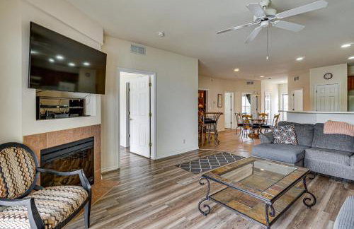 Lakefront Osage Beach Condo: Dock Your Boat Here! - Foto 8