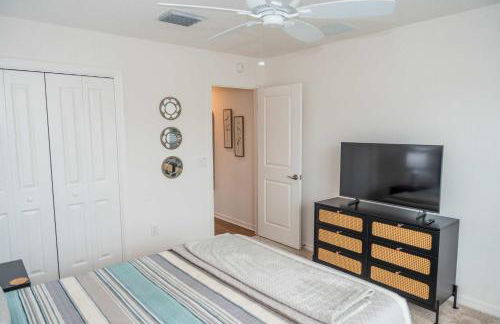 Bougainvillea Place- Brand New Golf Cart Included - Foto 24