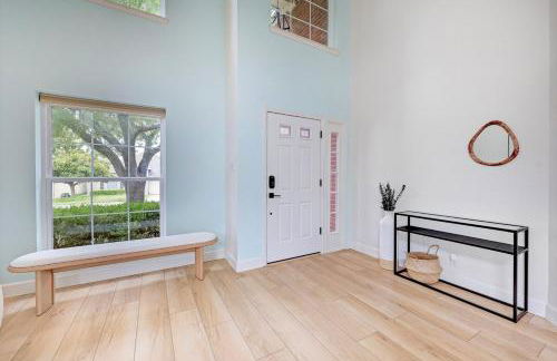 Modern Retreat Near Domain with Game Room and Gym - Foto 17