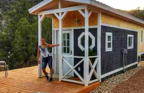 Angel's Landing Tiny East Zion & Bryce Canyon - Photo 37