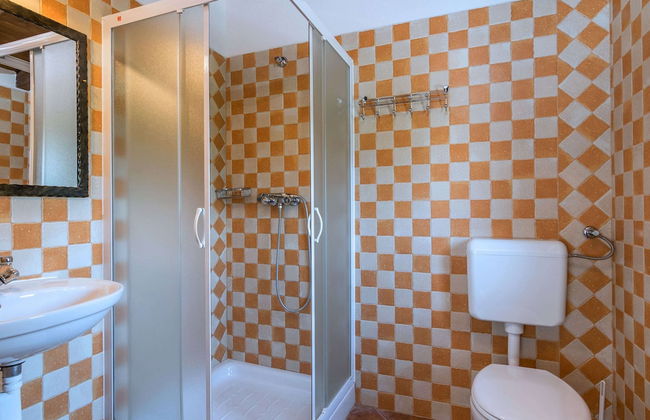 Spacious Villa in Tinjan With Pool - Foto 12