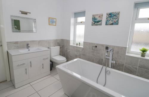 Bay Lodge - Photo 17