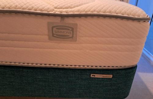 Le 7 - Appartement 2 pièces au calme en bord de rivière, wifi et parking privé gratuit - Foto 14