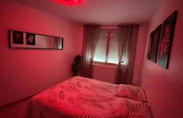 Luxury Room - Havre de paix avec jacuzzi privé - Foto 3