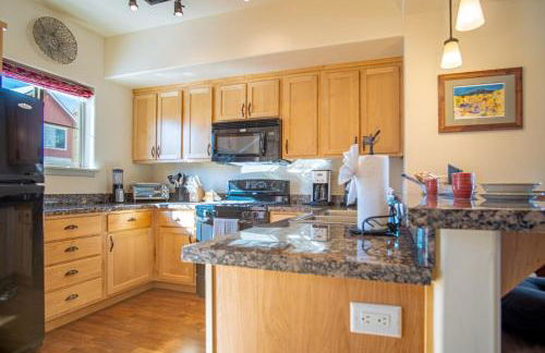 2BD Sweetwater Condo - Community Park, Pool + Hot Tub - Foto 18