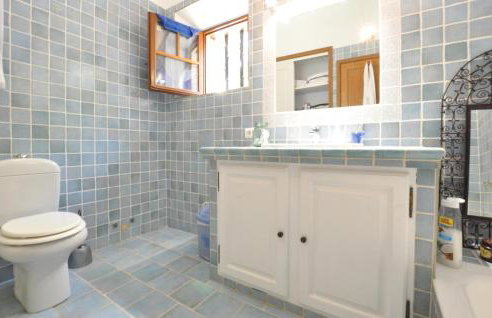 Stunning Home In Fayence With Wifi - Photo 23