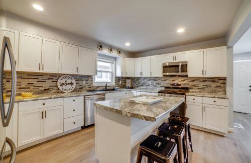 4 Mi to Lake Michigan East Chicago Home with Grill - Foto 7