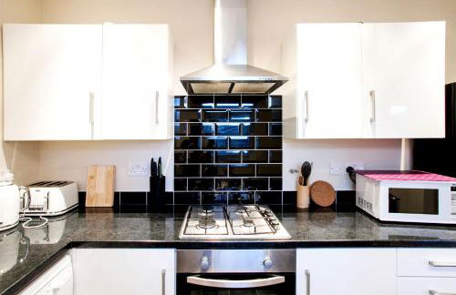 Luxury 2 Bedroom Apartment in Peaceful Location - Foto 22