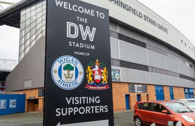 Central Wigan Welcoming Townhouse Sleeps up to 6 - Photo 28