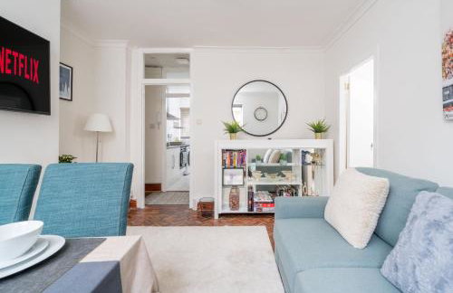 NEW! Cosy Flat - Wapping Station - Free Secure Parking - Foto 1