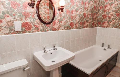 Periwinkle - Photo 24