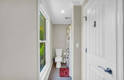 The Wexford French Chateau w Pool - Photo 56