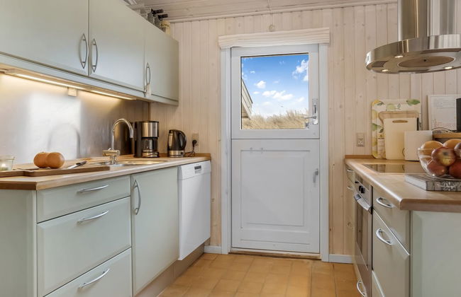 "Erwith" - 50m from the sea - Foto 22