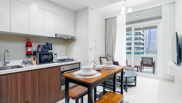 Pristine 1 BR at Reva Residences - Foto 4, Habitación