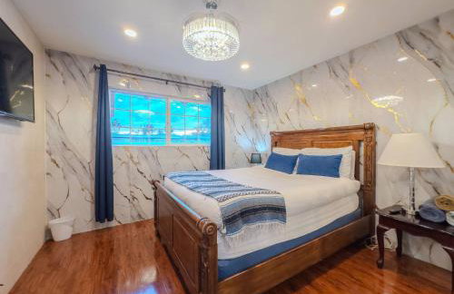 Trendy lux house near strip* Pool *hottub-Kirkland - Foto 70